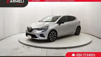 Begagnad Renault Clio V Life 101 HK (74 kW) 2023 Sedan