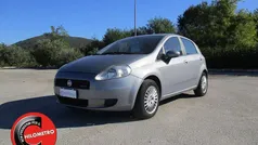 Grigio Usata 2005 Fiat Grande Punto Due volumi | 2490 € (Buon prezzo)