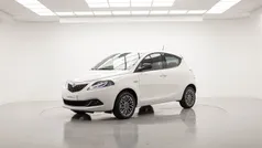Grigio pietra [695] metallizzato/micalizzato Usata 2023 Lancia Ypsilon S Due volumi | 13.060 € (Buon prezzo)