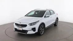 Bianco Usata 2021 Kia XCeed Style SUV | 15.199 € (Buon prezzo)