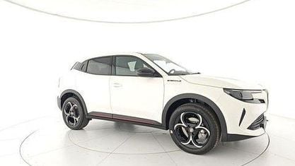 Nouă Alfa Romeo Junior Edizione Speciale 145 CP (106 kW) 2025 Alb SUV