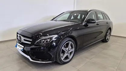 Usata Mercedes C250 Premium 204 CV (150 kW) 2017 Viola Station wagon