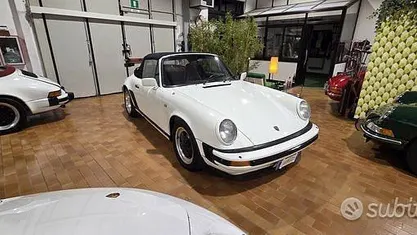 Usata Porsche 911 204 CV (150 kW) 1983 Cabrio