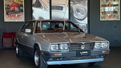 Begagnad Maserati Biturbo 224 HK (164 kW) 1987 Grå Sportkupé
