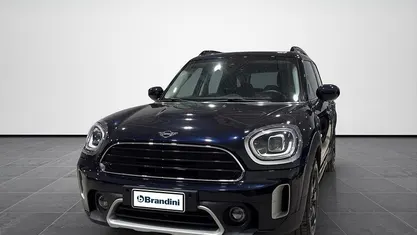 Käytetty Mini One D Countryman Classic 116 HP (85 kW) 2021 Musta Katumaasturi