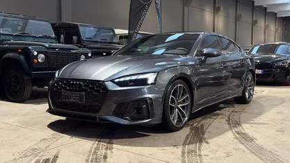 Gebraucht Audi A5 Ambiente 204 PS (150 kW) 2022 Grau Coupé