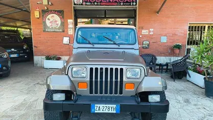 Usata Jeep Wrangler 120 CV (88 kW) 1988 SUV