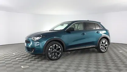 Usata Fiat 600 La Prima 101 CV (74 kW) 2025 Verde / metallizzato SUV