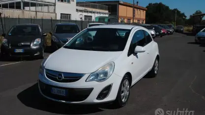 Usata Opel Corsa 86 CV (63 kW) 2012 Bianco Utilitaria