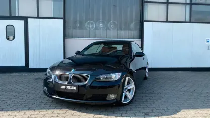 Usata BMW 330 Cabriolet 245 CV (180 kW) 2009 Nero Cabrio