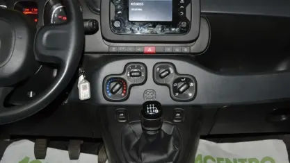 Occasion Fiat Panda 70 ch (51 kW) 2023 Blanc Citadine