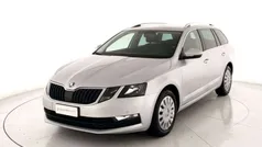 Argento Usata 2020 Skoda Octavia G-TEC Style Station wagon | 13.500 € (Ottimo prezzo)