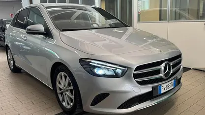 Usata Mercedes B180 136 CV (100 kW) 2019 Other Monovolume