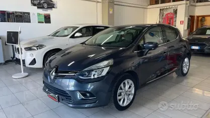 Usata Renault Clio IV Intens 118 CV (86 kW) 2017 Blu Berlina
