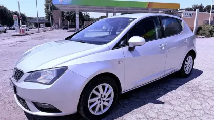 Usata Seat Ibiza FR 90 CV (66 kW) 2014 Grigio Berlina