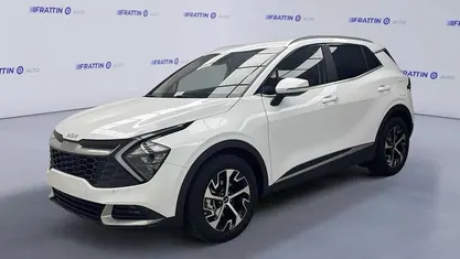 Bianco Nuova 2025 Kia Sportage Style SUV | 30.390 € (Buon prezzo)
