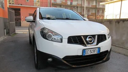 Usata 2010 Nissan Qashqai Tekna SUV | 2900 € (Super prezzo)