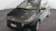 Usata 2022 Hyundai i10 Advanced Plus Due volumi | 12.300 € (Buon prezzo)
