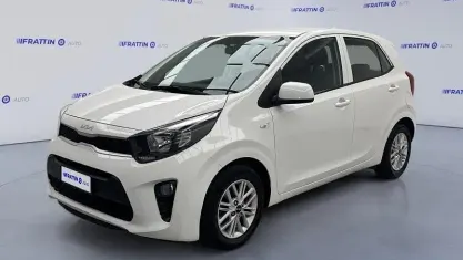 Usata Kia Picanto Urban 67 CV (49 kW) 2024 Clear white [ud]  pastello Utilitaria
