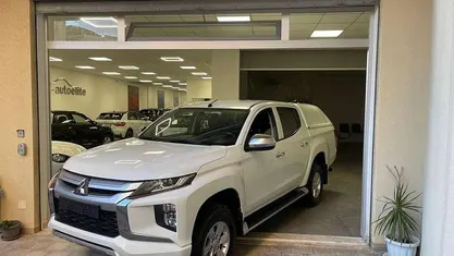 Bianco Usata 2020 Mitsubishi L200 Pick-up | 23.500 € (Buon prezzo)