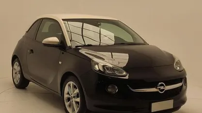 Usata Opel Adam 87 CV (63 kW) 2017 Nero Utilitaria