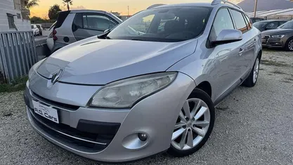 Usata 2011 Renault Mégane GrandTour Luxe Station wagon | 2500 € (Buon prezzo)
