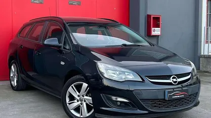 Usata Opel Astra 110 CV (80 kW) 2014 Other Station wagon