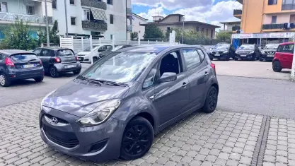 Usata Hyundai ix20 Classic 77 CV (56 kW) 2011 Grigio Utilitaria