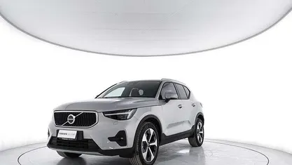 Grigio Usata 2025 Volvo XC40 Core SUV | 29.400 € (Super prezzo)