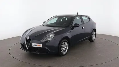 Grigio Usata 2016 Alfa Romeo Giulietta | 11.399 € (Buon prezzo)
