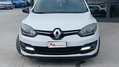Usata Renault Mégane GrandTour 110 CV (80 kW) 2015 Bianco Station wagon