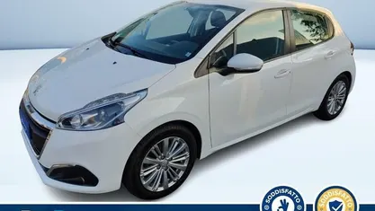 Usata Peugeot 208 Allure 82 CV (60 kW) 2017 Bianco pastello Utilitaria