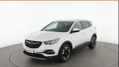 Usata Opel Grandland X Innovation 181 CV (133 kW) 2019 Bianco SUV