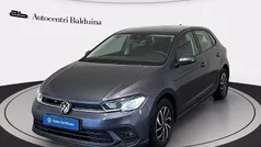 Smoky grey metalizzato Usata 2022 VW Polo Life Tre volumi | 18.500 € (Buon prezzo)