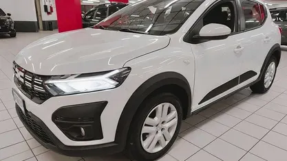 Bianco Usata 2024 Dacia Sandero Expression Due volumi | 14.400 € (Buon prezzo)