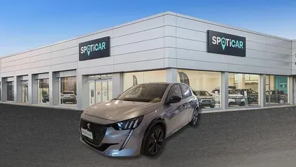 Usata Peugeot 208 GT 101 CV (74 kW) 2022 Grigio Utilitaria