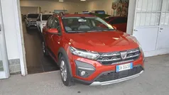 Rosso Usata 2022 Dacia Sandero Comfort Due volumi | 13.400 € (Buon prezzo)