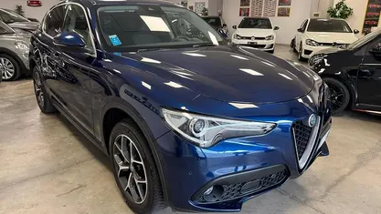 Usata Alfa Romeo Stelvio 210 CV (154 kW) 2019 Blu SUV