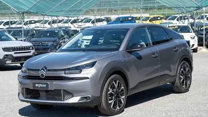 Grigio Nuova 2025 Citroën C4 Tre volumi | 25.900 € (Buon prezzo)