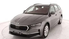 Grigio Usata 2024 Skoda Octavia Executive Station wagon | 28.500 € (Buon prezzo)