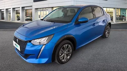 Usata Peugeot e-208 Allure 100 kW (136 CV) 2020 Blu Utilitaria