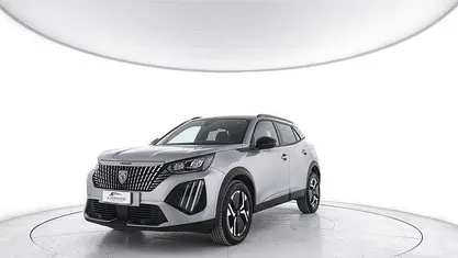 Usado Peugeot 2008 Allure 101 CV (74 kW) 2025 Gris SUV