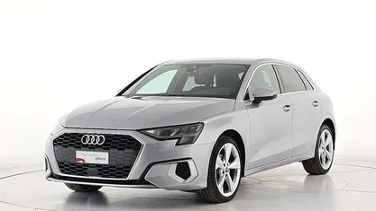 Argento Usata 2023 Audi A3 Advanced Tre volumi | 25.800 € (Buon prezzo)