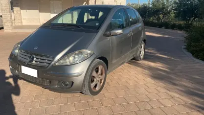Usata Mercedes A200 Avantgarde 140 CV (102 kW) 2007 Grigio Berlina