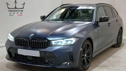 Usata BMW 320e M Sport 2024 Blu Station wagon