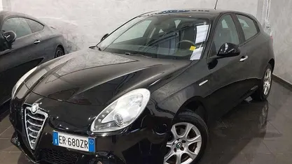 Nero Usata 2013 Alfa Romeo Giulietta Distinctive Due volumi | 4900 € (Buon prezzo)