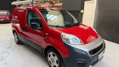 Usata Fiat Fiorino 95 CV (69 kW) 2017 Rosso Monovolume