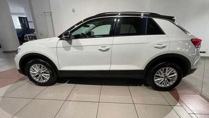 Usata VW T-Roc Life 110 CV (80 kW) 2022 Bianco SUV