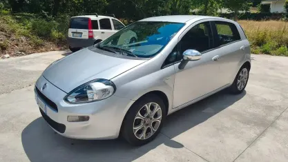 Usata Fiat Punto Lounge 75 CV (55 kW) 2014 Grigio Utilitaria