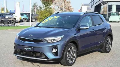 Usata Kia Stonic 101 CV (74 kW) 2020 Blu SUV